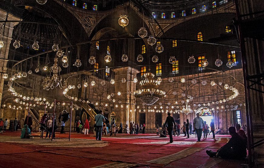 Luxury Egypt Tour (Cairo & Luxor & Aswan & Hurghada)